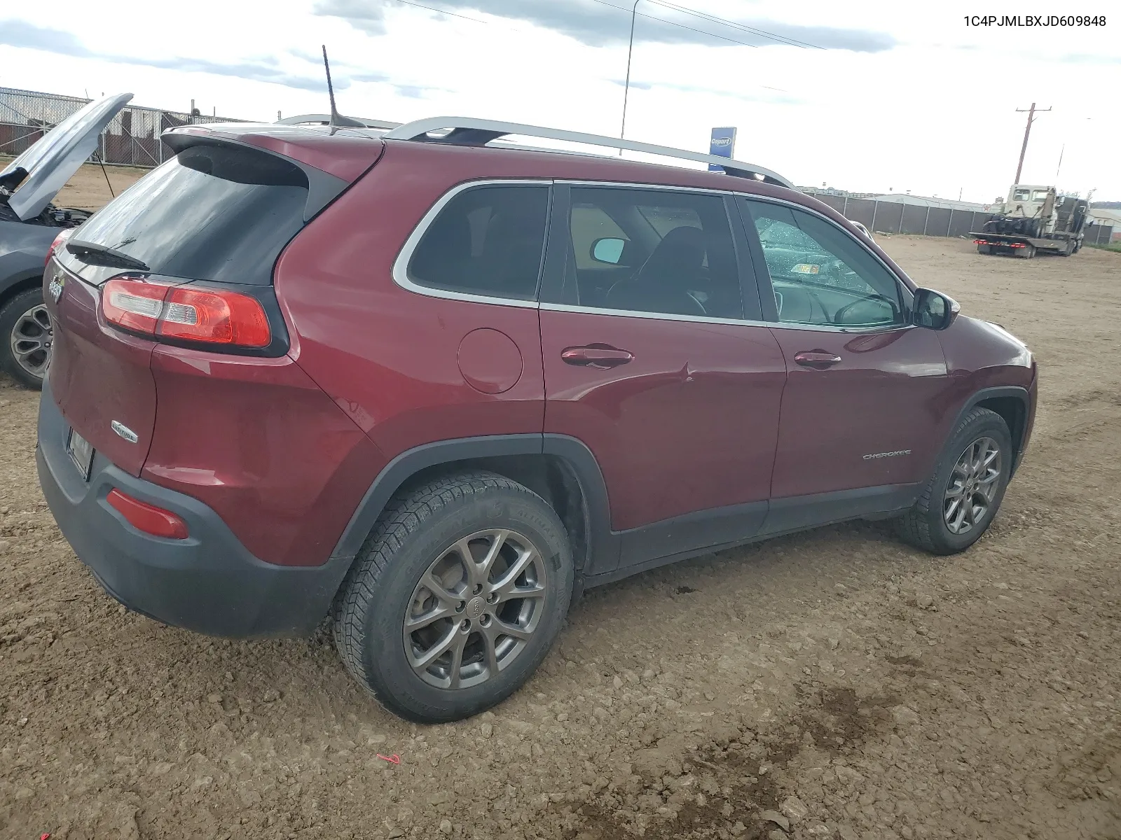 1C4PJMLBXJD609848 2018 Jeep Cherokee Latitude Plus