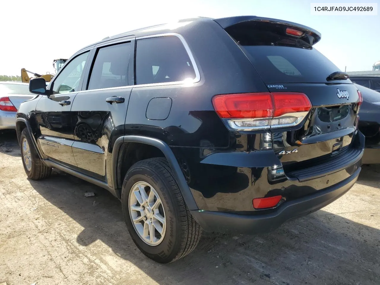 1C4RJFAG9JC492689 2018 Jeep Grand Cherokee Laredo