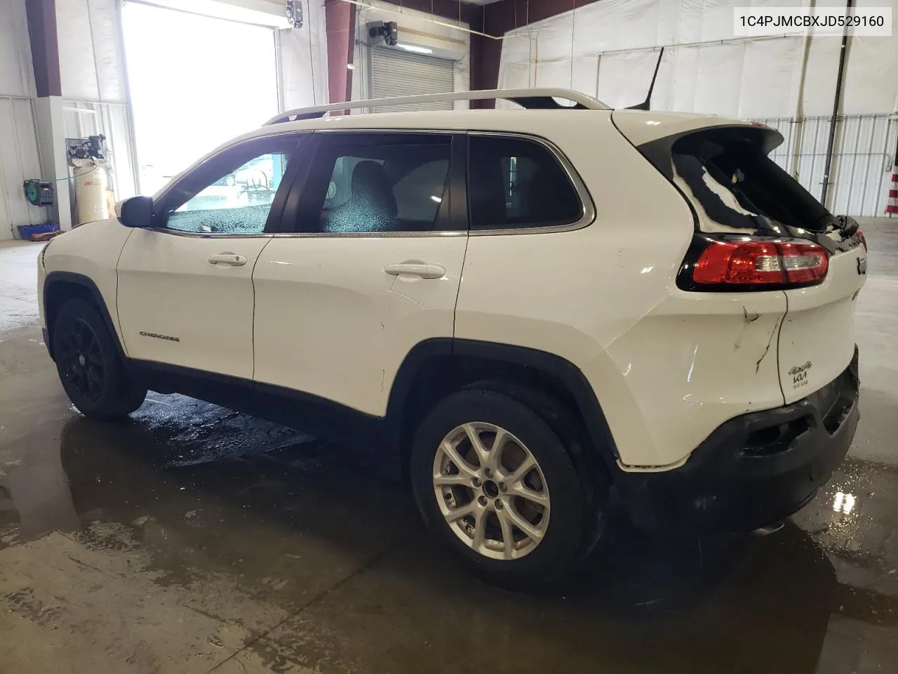 1C4PJMCBXJD529160 2018 Jeep Cherokee Latitude