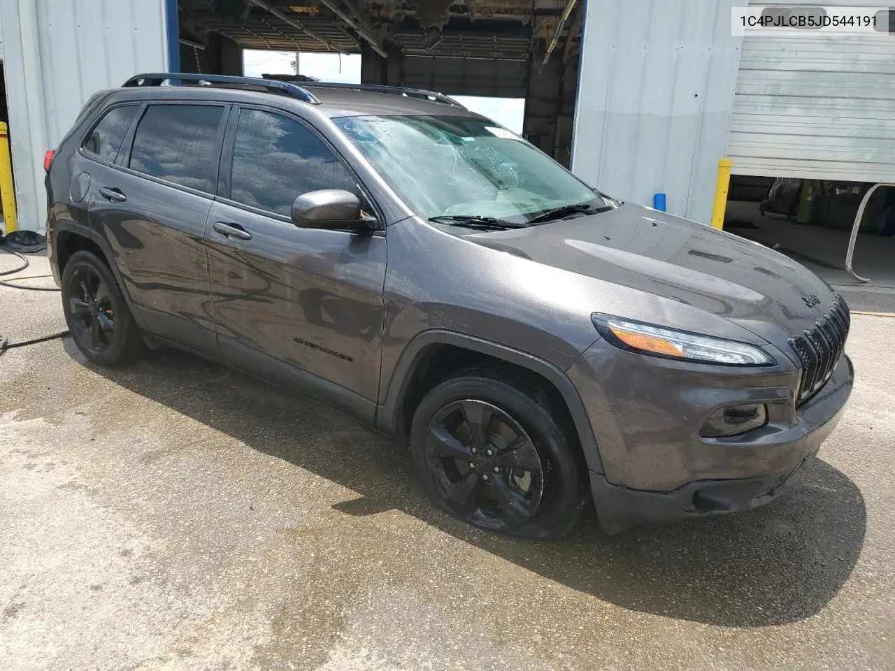 2018 Jeep Cherokee Latitude VIN: 1C4PJLCB5JD544191 Lot: 60844694