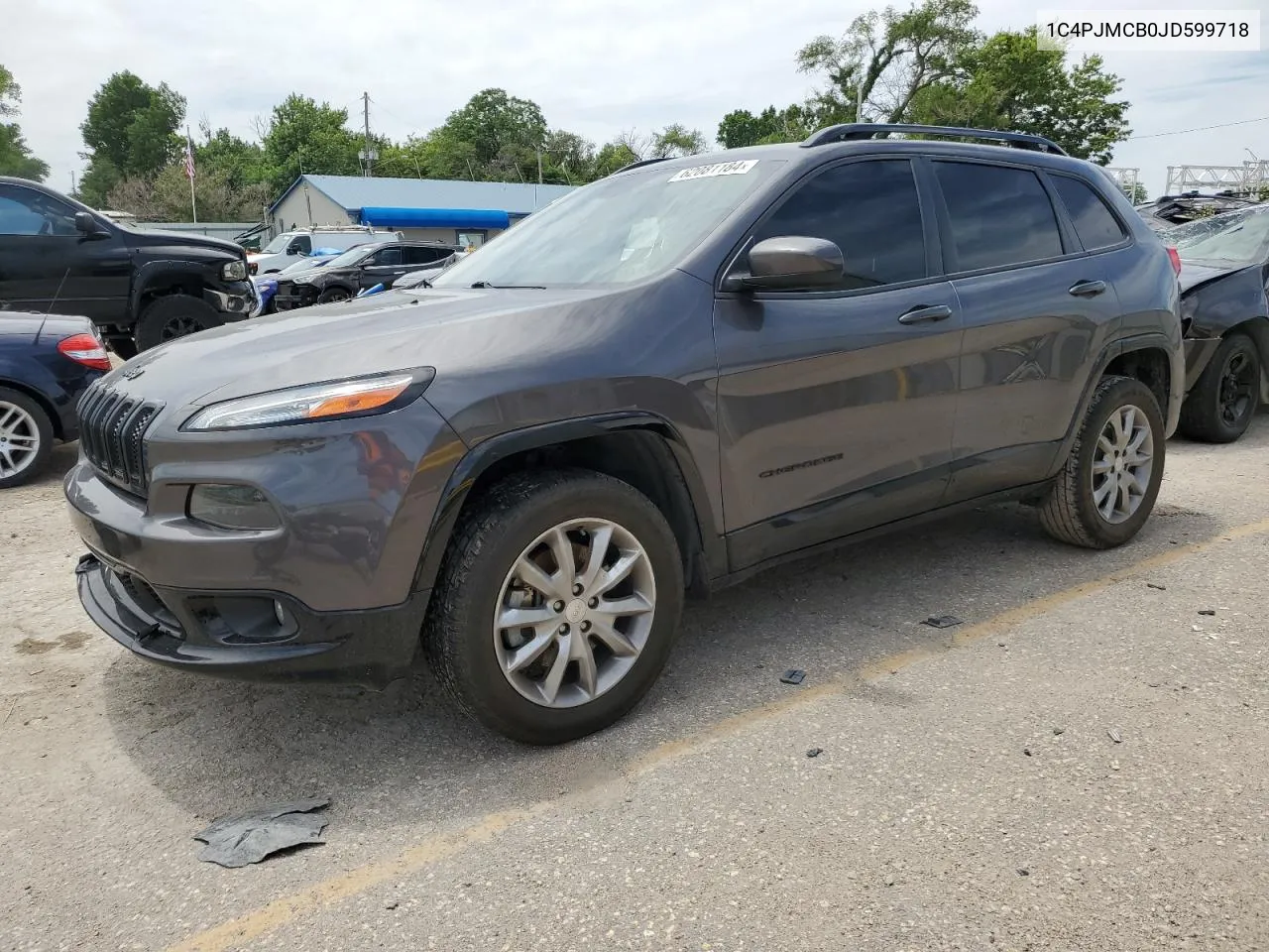 2018 Jeep Cherokee Latitude VIN: 1C4PJMCB0JD599718 Lot: 62081184