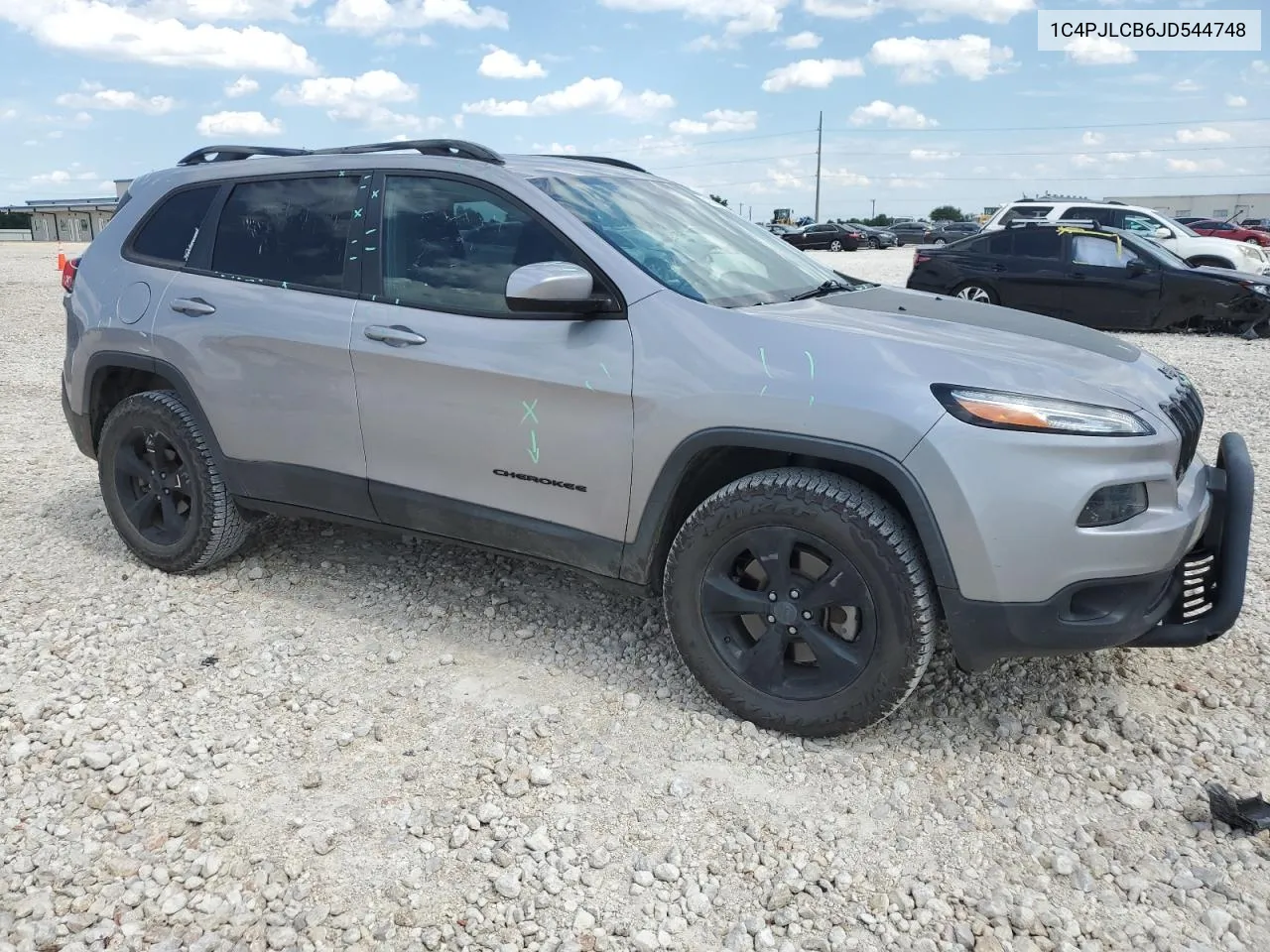 1C4PJLCB6JD544748 2018 Jeep Cherokee Latitude