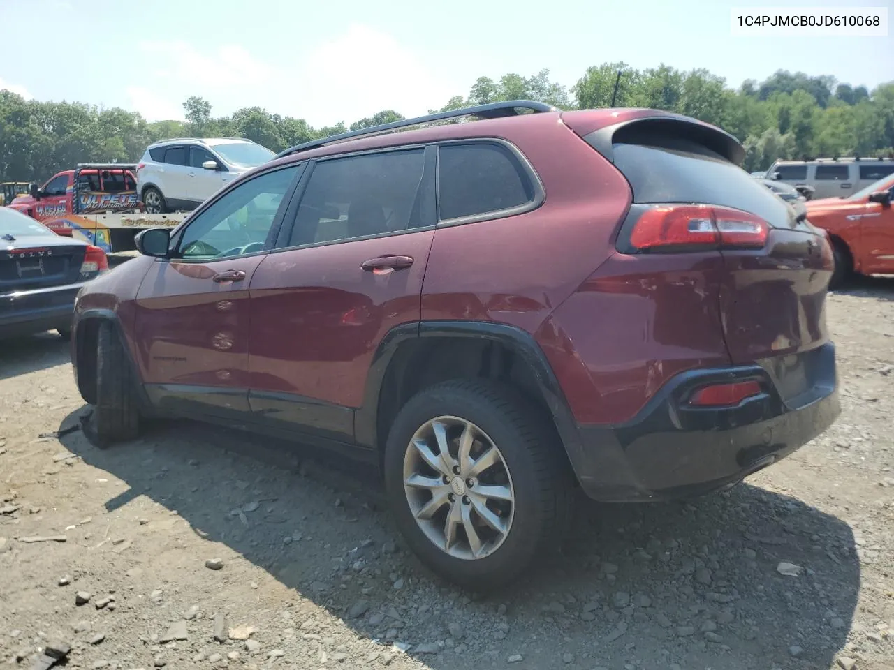 2018 Jeep Cherokee Latitude VIN: 1C4PJMCB0JD610068 Lot: 62718614