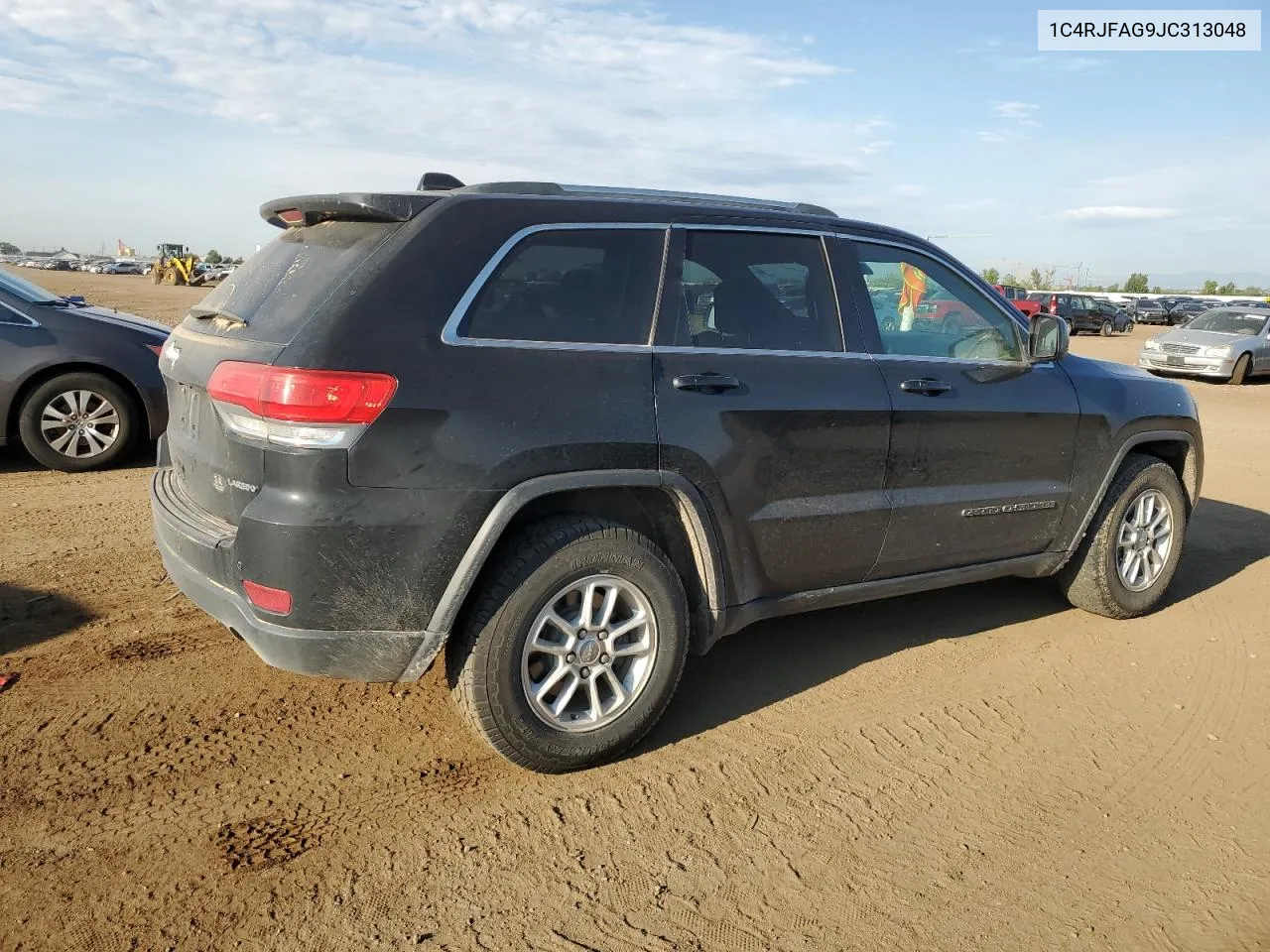 1C4RJFAG9JC313048 2018 Jeep Grand Cherokee Laredo