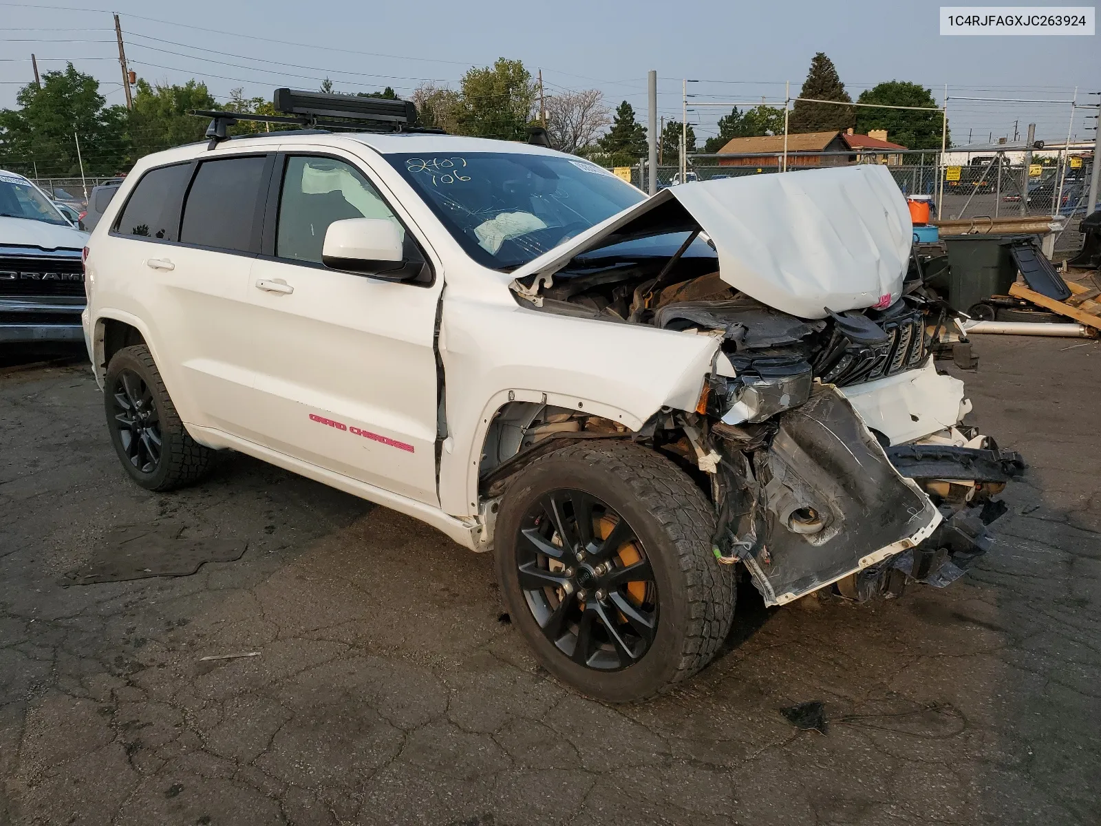 2018 Jeep Grand Cherokee Laredo VIN: 1C4RJFAGXJC263924 Lot: 63854774