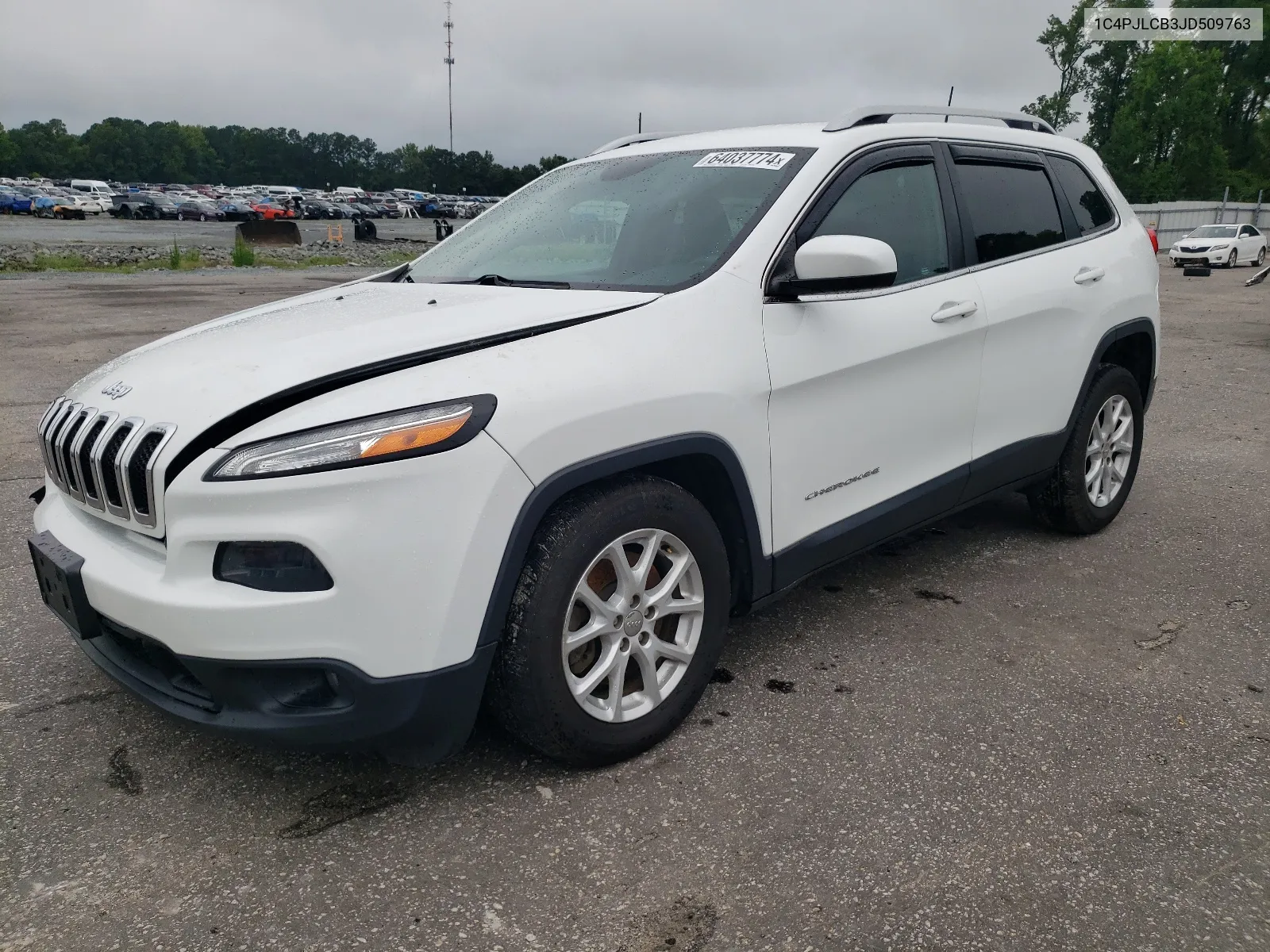 1C4PJLCB3JD509763 2018 Jeep Cherokee Latitude