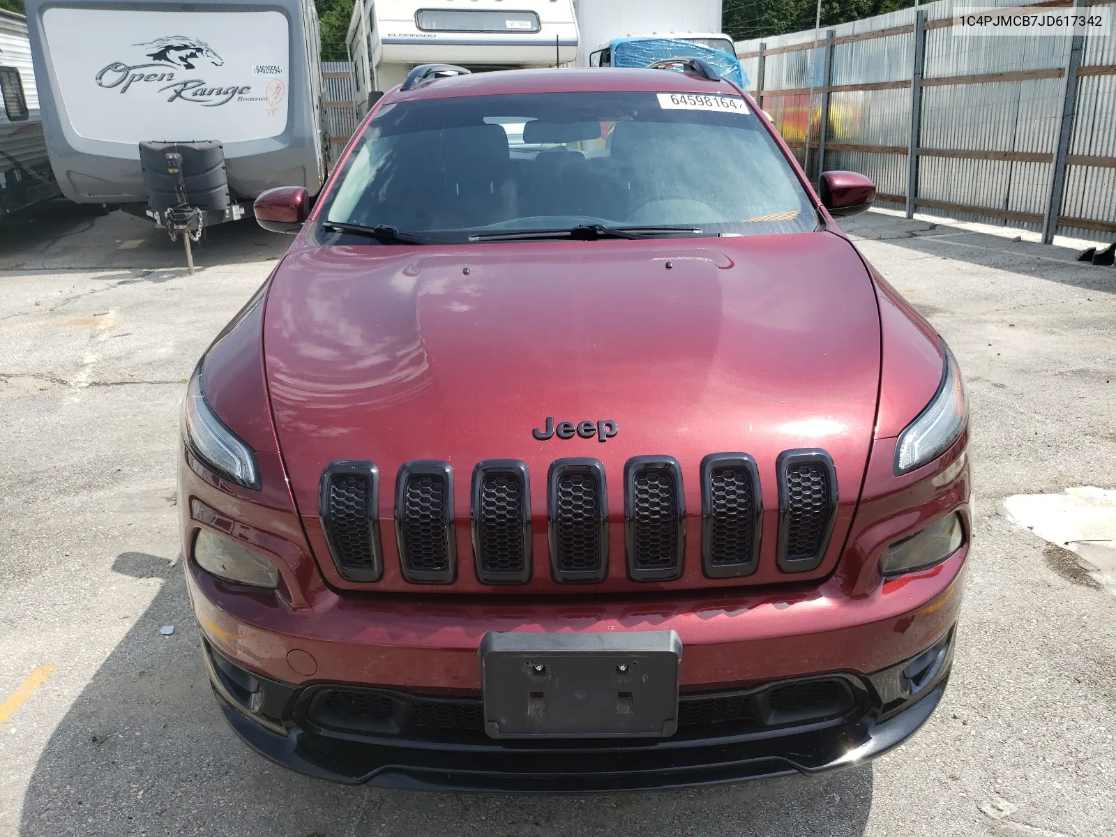 1C4PJMCB7JD617342 2018 Jeep Cherokee Latitude