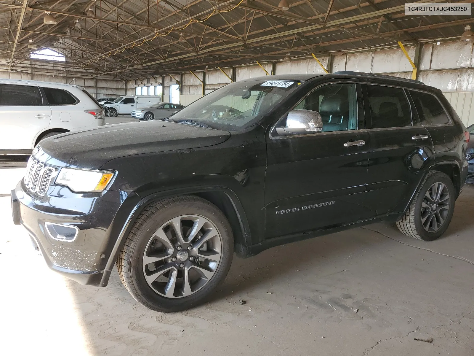 2018 Jeep Grand Cherokee Overland VIN: 1C4RJFCTXJC453250 Lot: 64644784