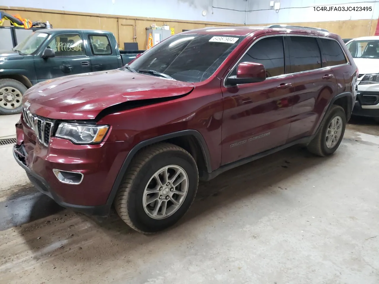 1C4RJFAG3JC423495 2018 Jeep Grand Cherokee Laredo