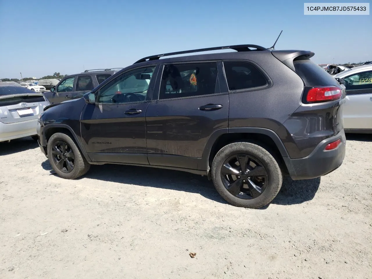 2018 Jeep Cherokee Latitude VIN: 1C4PJMCB7JD575433 Lot: 65439953