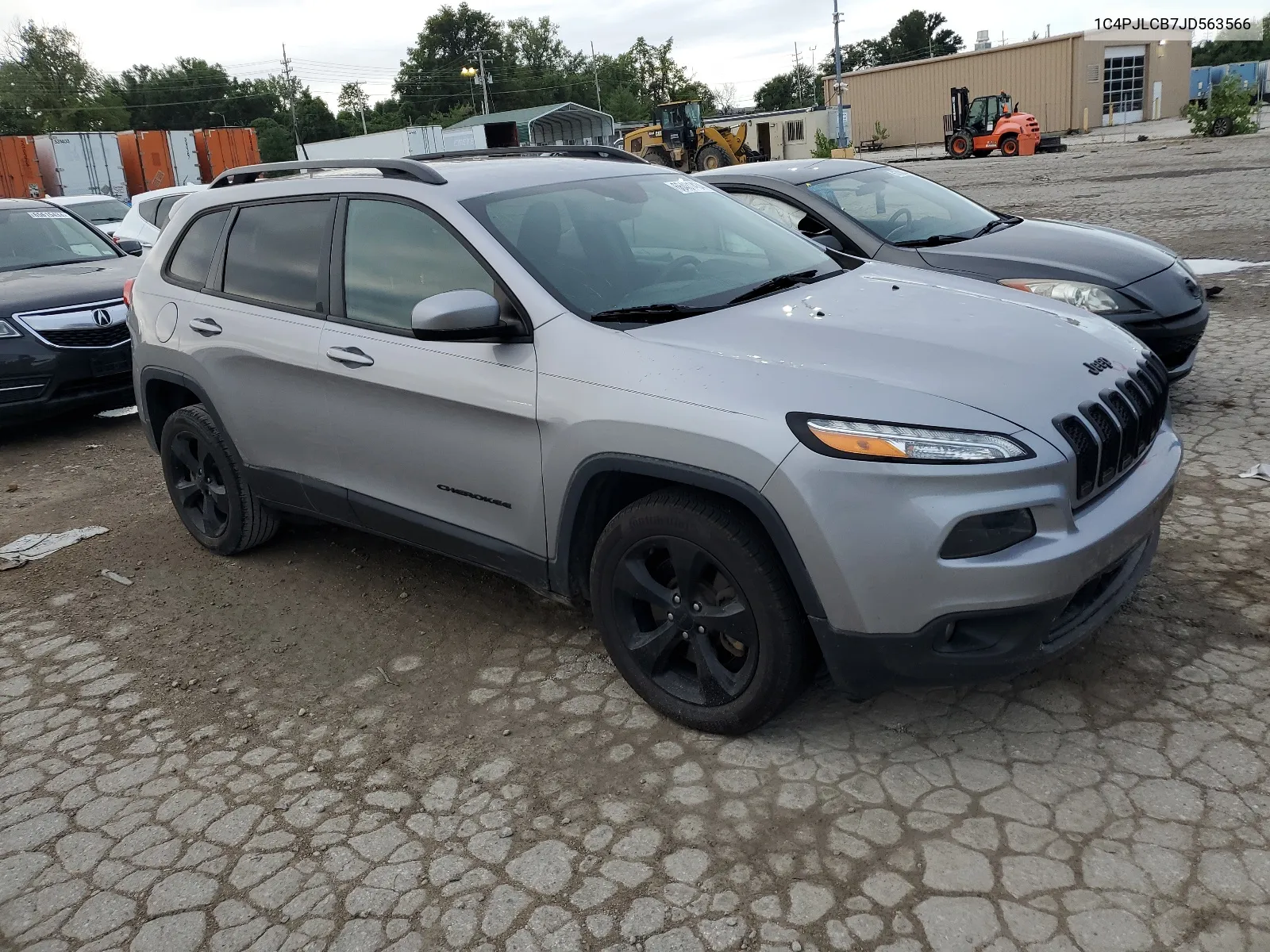 2018 Jeep Cherokee Latitude VIN: 1C4PJLCB7JD563566 Lot: 66401434