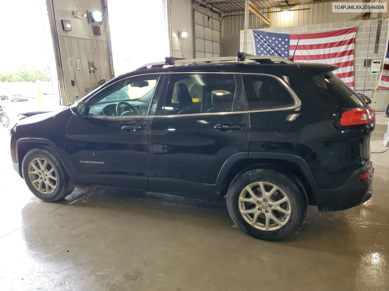 1C4PJMLXXJD546004 2018 Jeep Cherokee Latitude Plus