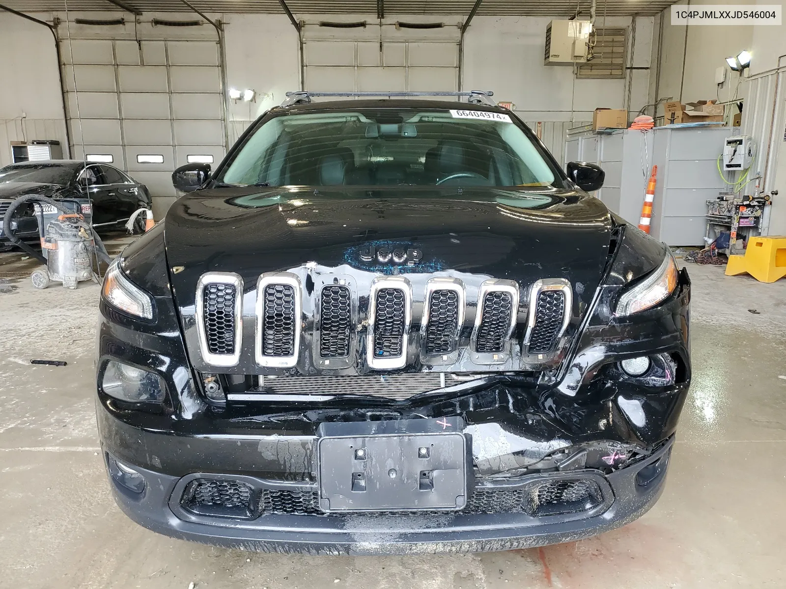 1C4PJMLXXJD546004 2018 Jeep Cherokee Latitude Plus