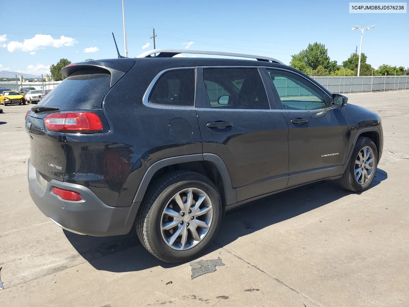 1C4PJMDB5JD576238 2018 Jeep Cherokee Limited