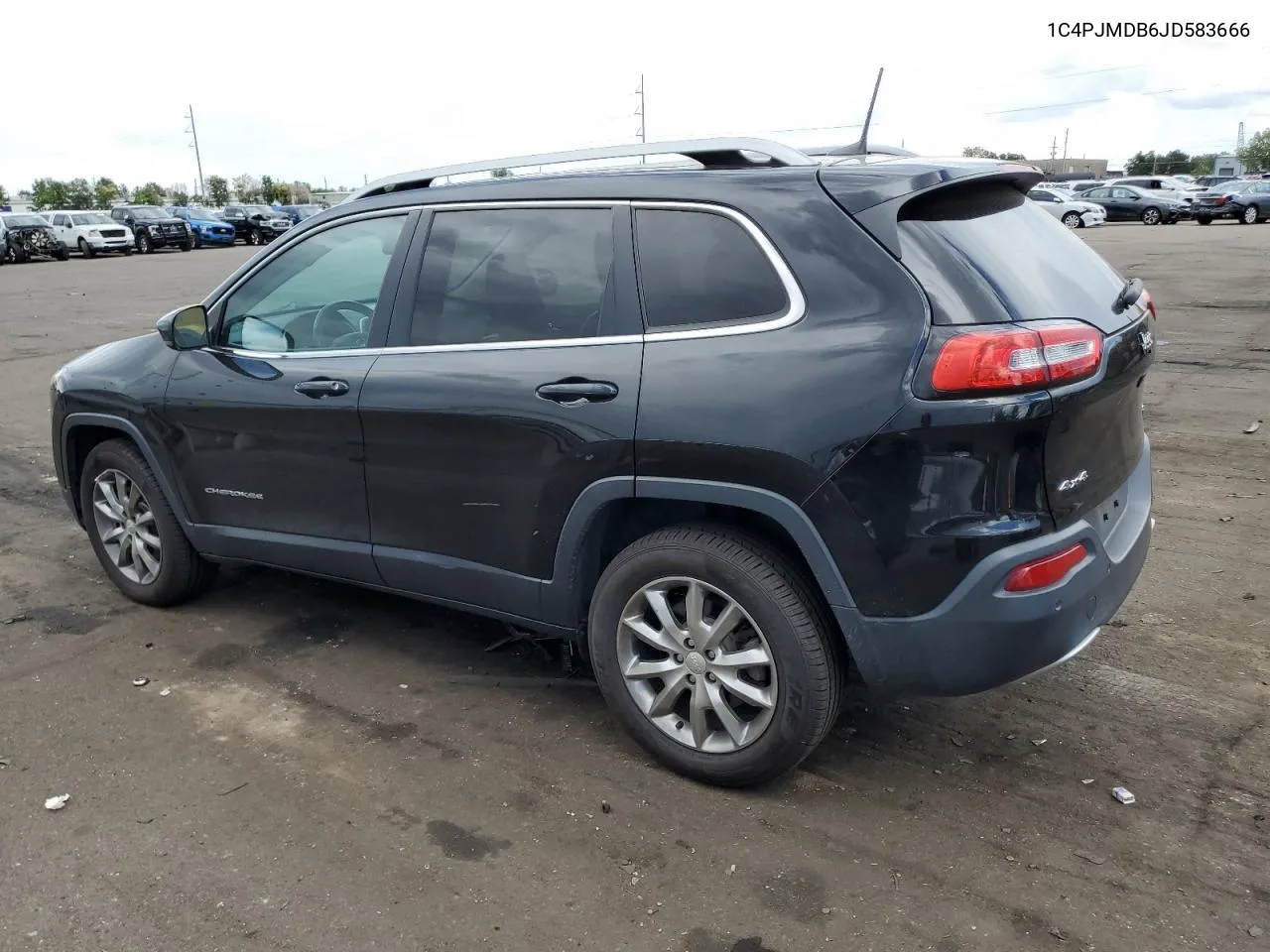 1C4PJMDB6JD583666 2018 Jeep Cherokee Limited