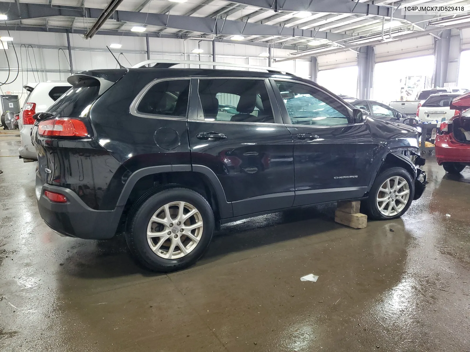 2018 Jeep Cherokee Latitude VIN: 1C4PJMCX7JD529418 Lot: 67972724