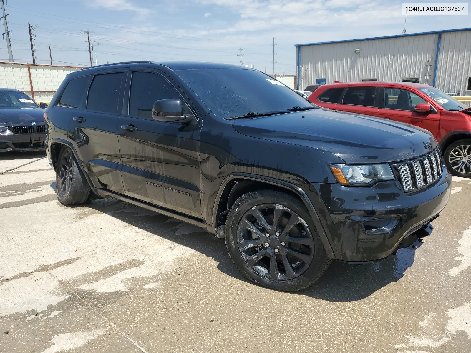 1C4RJFAG0JC137507 2018 Jeep Grand Cherokee Laredo