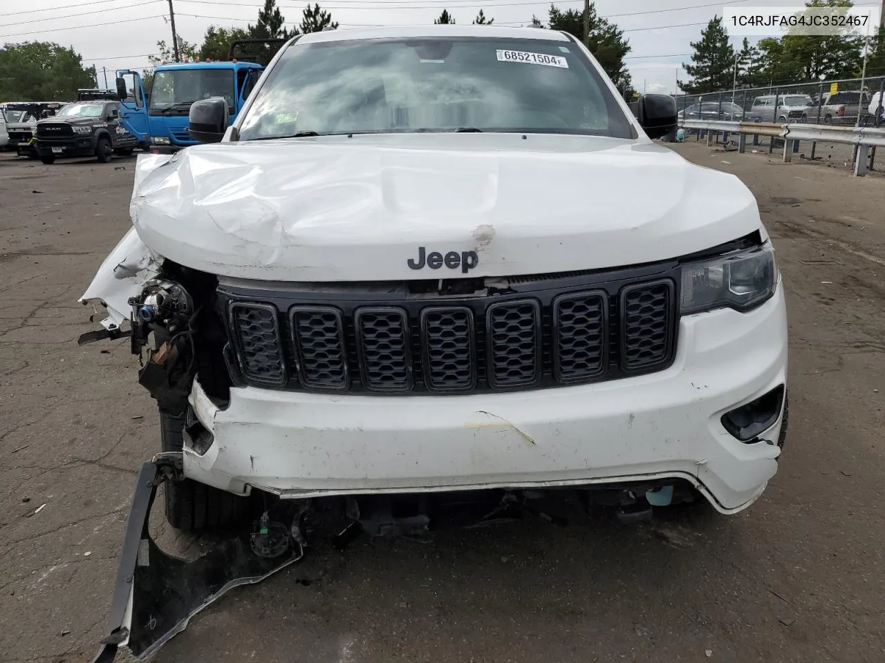 2018 Jeep Grand Cherokee Laredo VIN: 1C4RJFAG4JC352467 Lot: 68521504