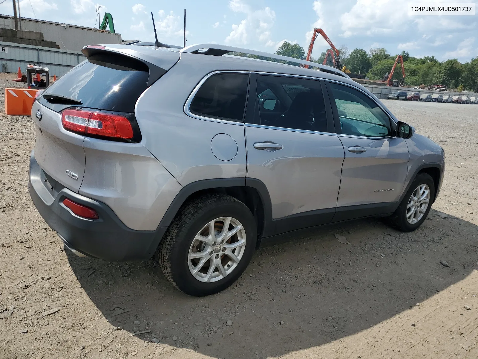 1C4PJMLX4JD501737 2018 Jeep Cherokee Latitude Plus