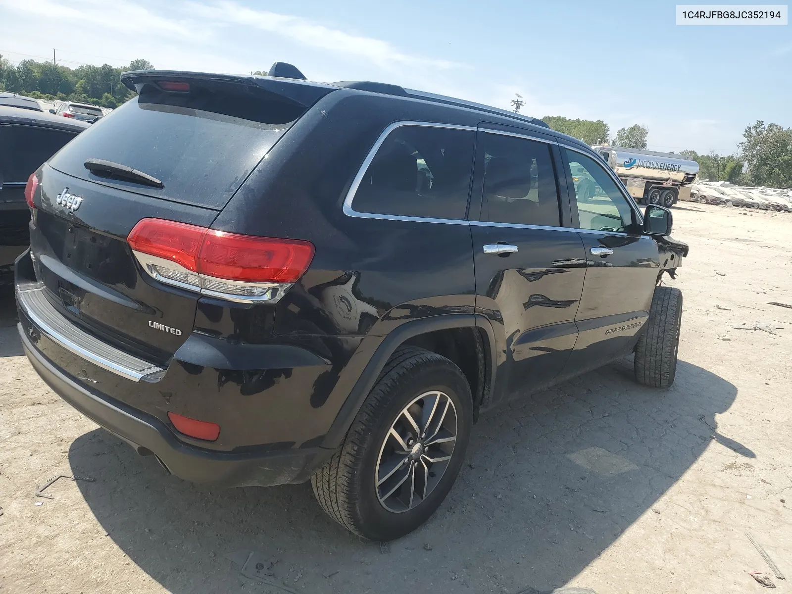 2018 Jeep Grand Cherokee Limited VIN: 1C4RJFBG8JC352194 Lot: 68975624