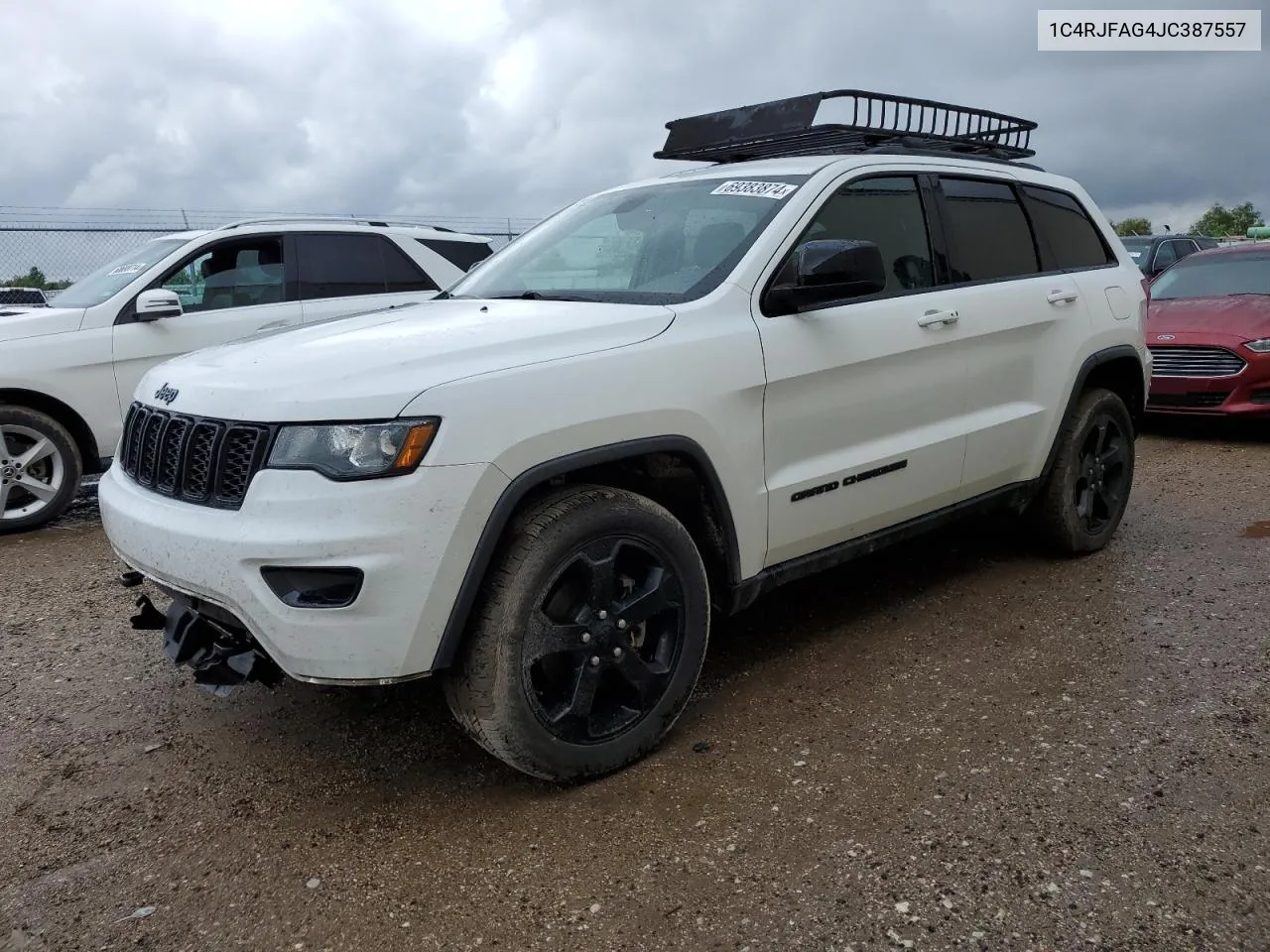 1C4RJFAG4JC387557 2018 Jeep Grand Cherokee Laredo