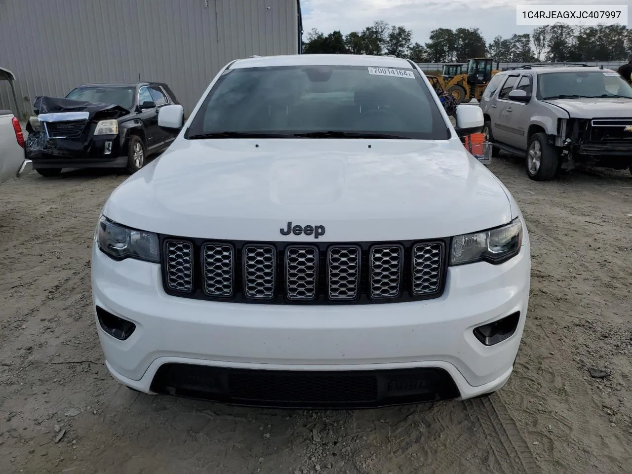 1C4RJEAGXJC407997 2018 Jeep Grand Cherokee Laredo