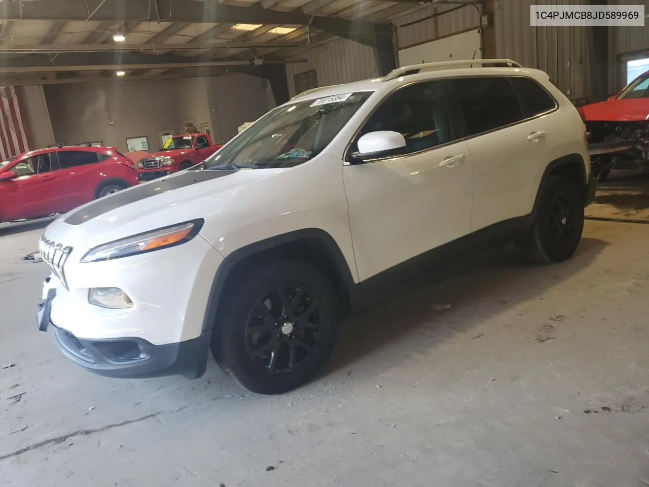 2018 Jeep Cherokee Latitude VIN: 1C4PJMCB8JD589969 Lot: 70015384