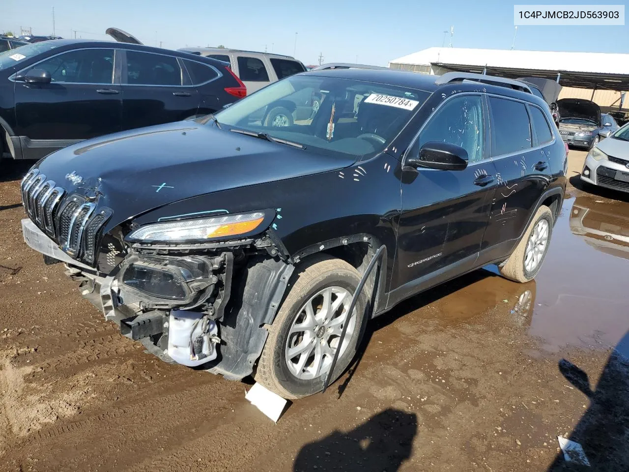 2018 Jeep Cherokee Latitude VIN: 1C4PJMCB2JD563903 Lot: 70250784