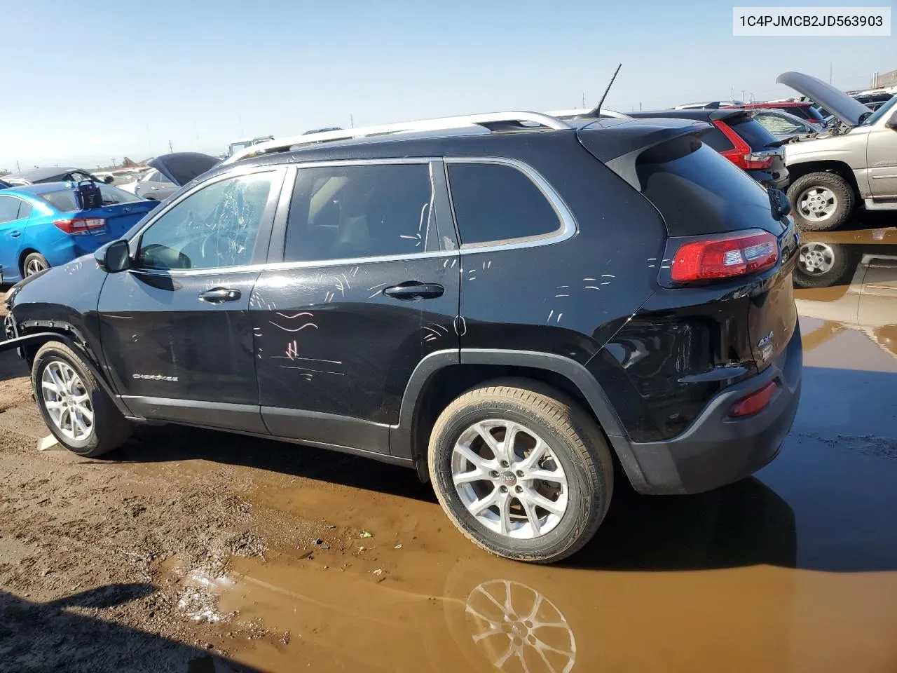 1C4PJMCB2JD563903 2018 Jeep Cherokee Latitude