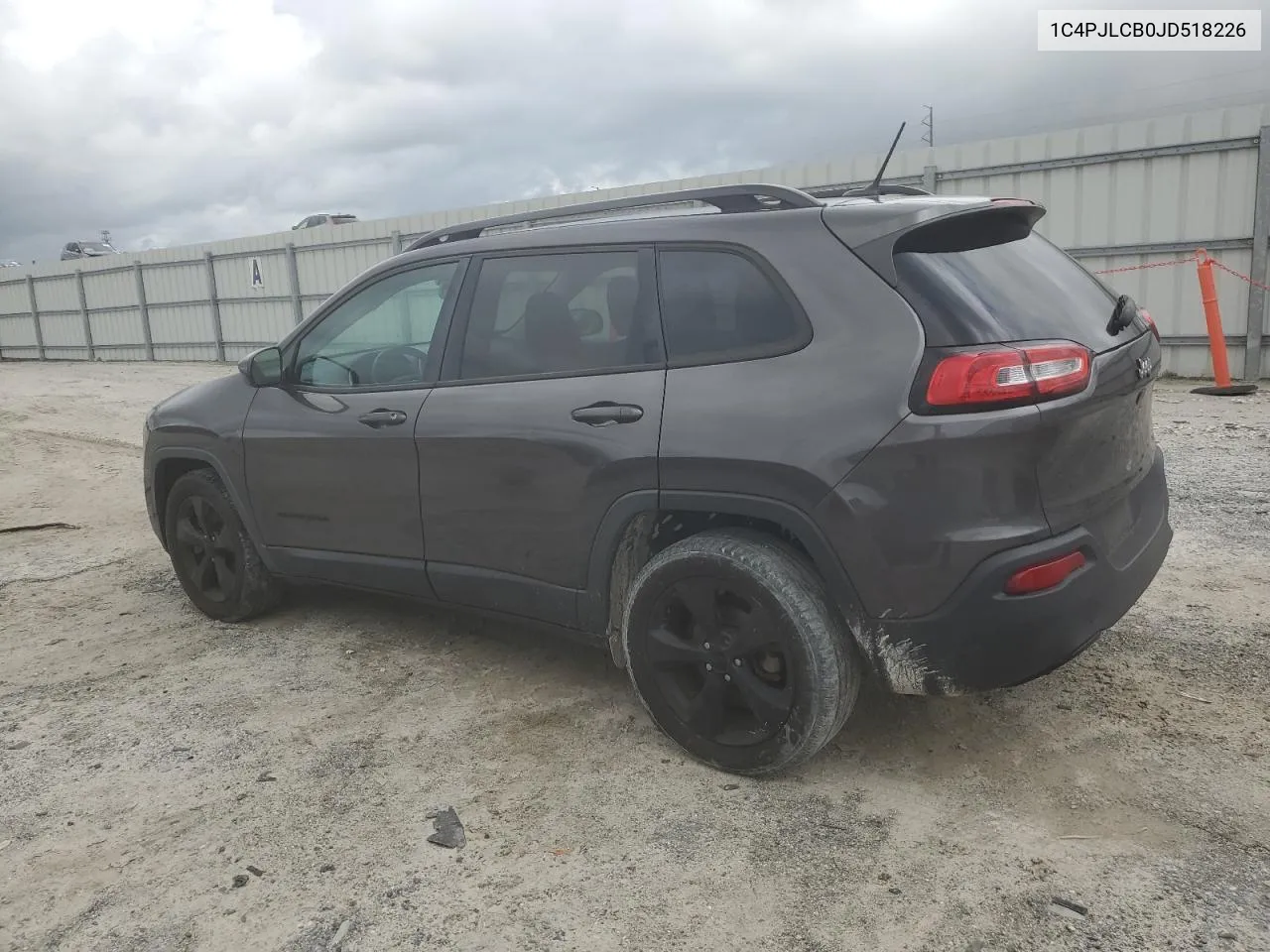 2018 Jeep Cherokee Latitude VIN: 1C4PJLCB0JD518226 Lot: 70269664