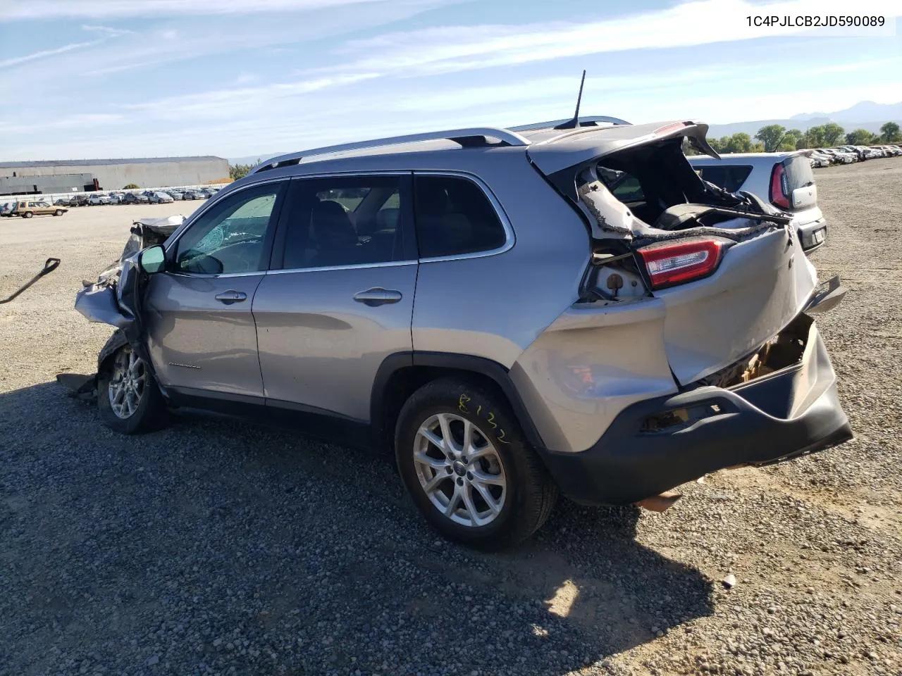 2018 Jeep Cherokee Latitude VIN: 1C4PJLCB2JD590089 Lot: 70672374