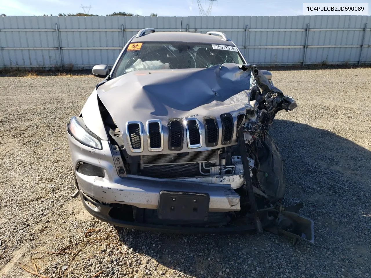 2018 Jeep Cherokee Latitude VIN: 1C4PJLCB2JD590089 Lot: 70672374