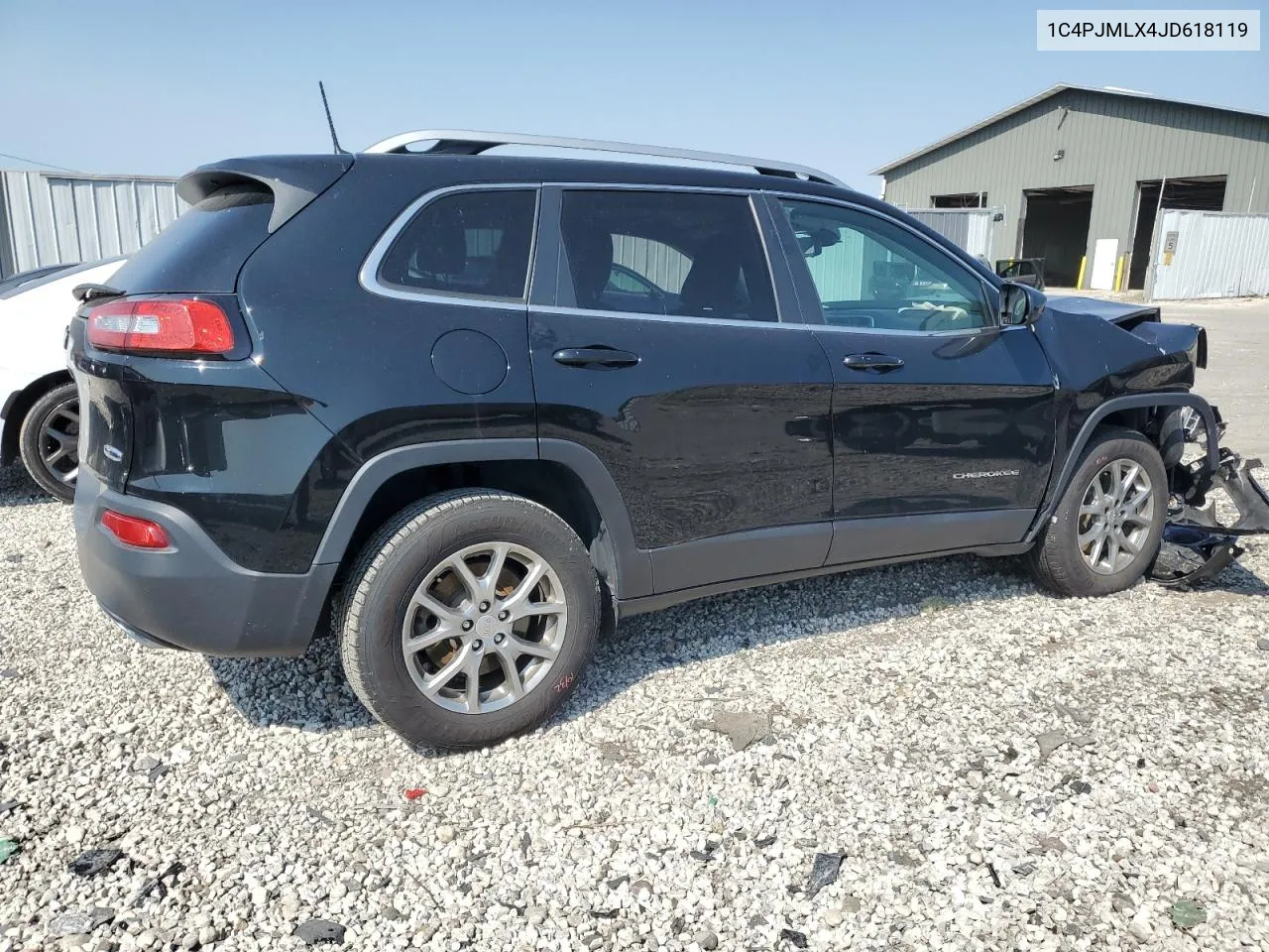 2018 Jeep Cherokee Latitude Plus VIN: 1C4PJMLX4JD618119 Lot: 70750104