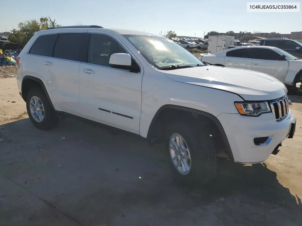 2018 Jeep Grand Cherokee Laredo VIN: 1C4RJEAG5JC353864 Lot: 71014984