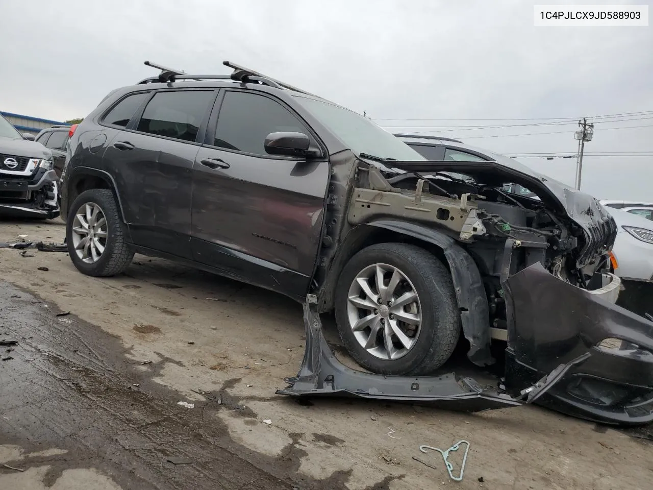 2018 Jeep Cherokee Latitude VIN: 1C4PJLCX9JD588903 Lot: 71270614