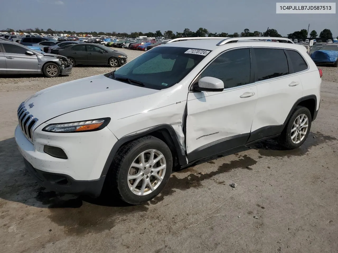 2018 Jeep Cherokee Latitude Plus VIN: 1C4PJLLB7JD587513 Lot: 71270724