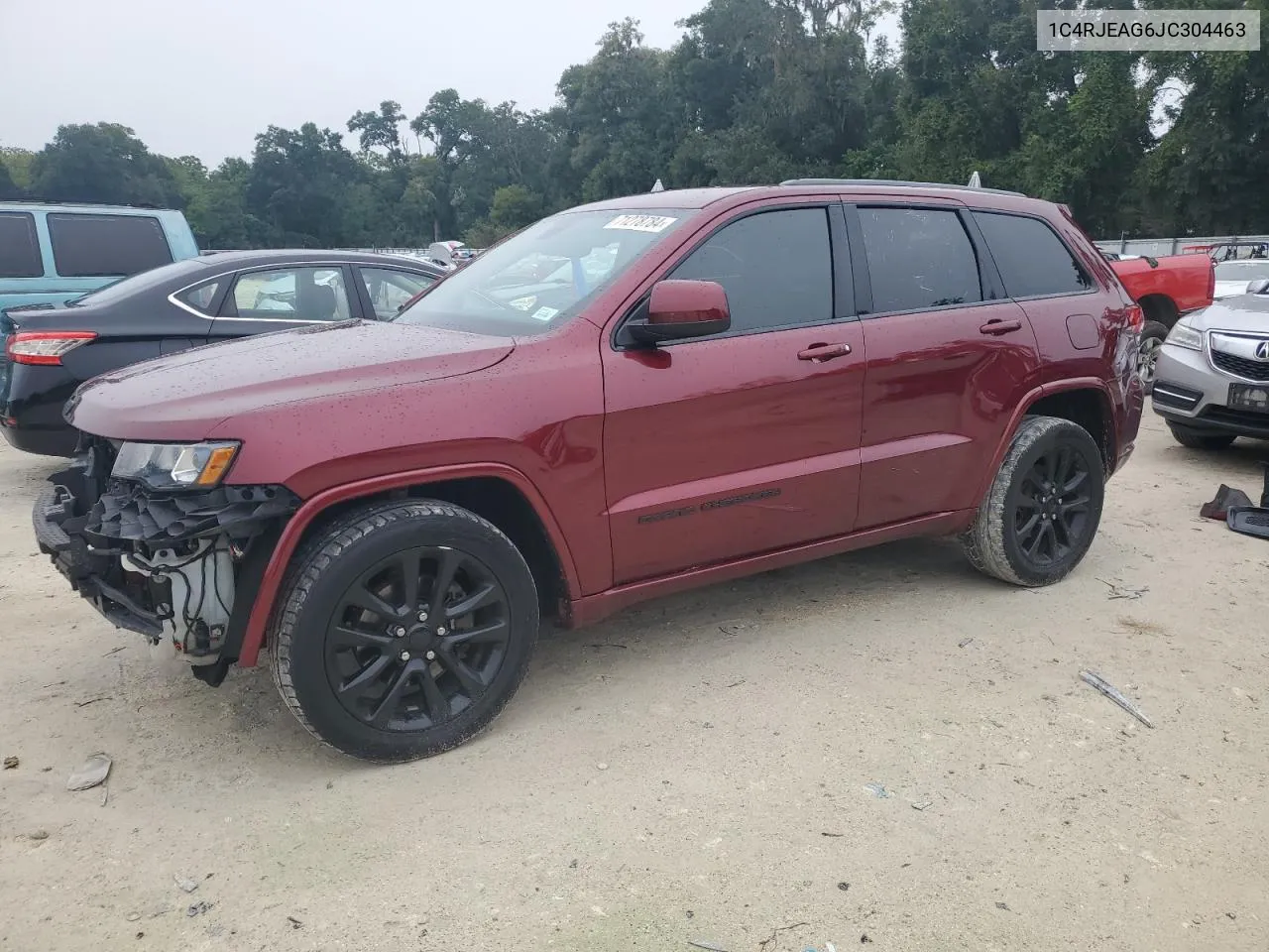 1C4RJEAG6JC304463 2018 Jeep Grand Cherokee Laredo