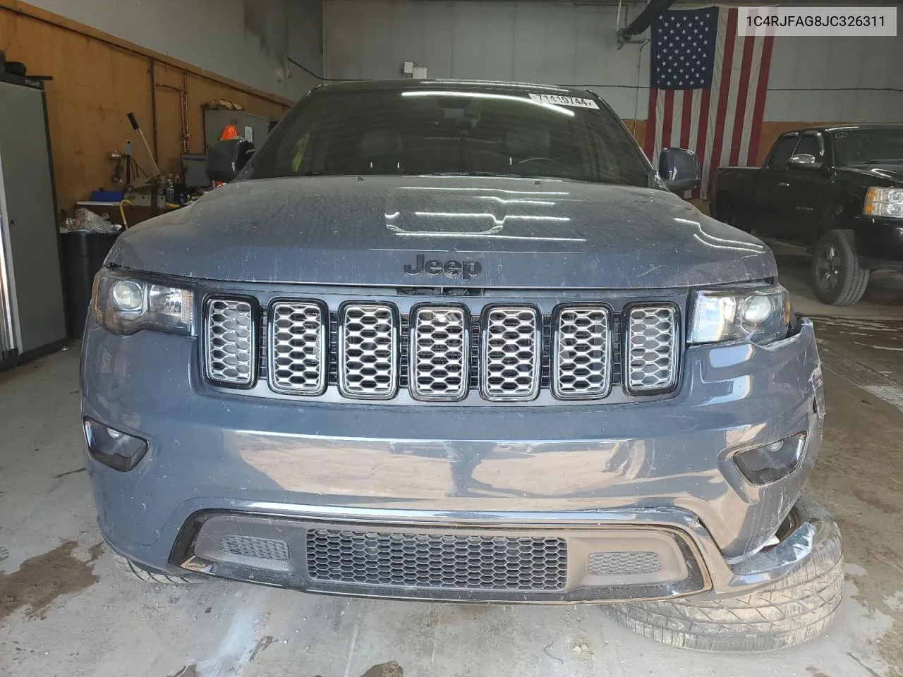 1C4RJFAG8JC326311 2018 Jeep Grand Cherokee Laredo