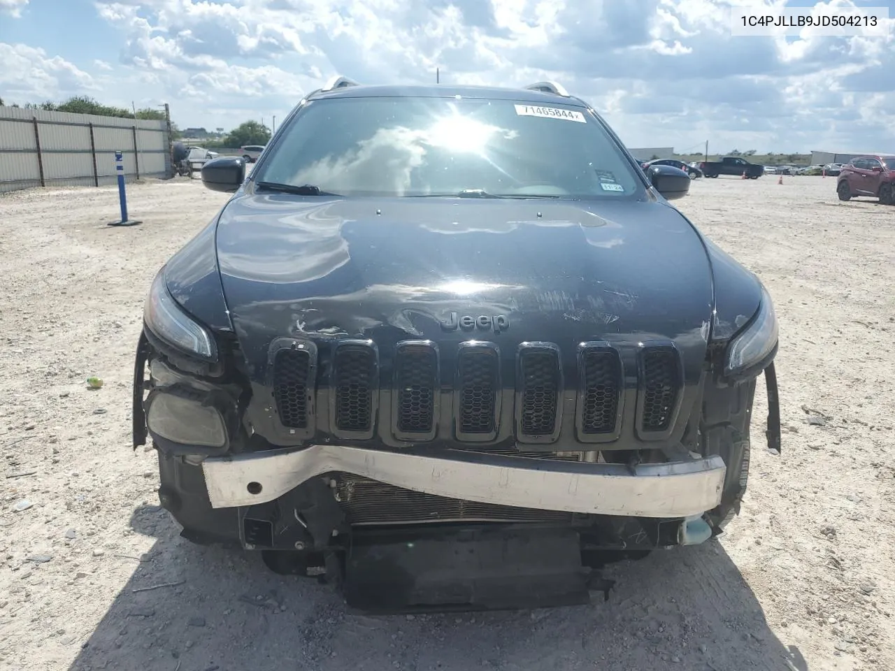 1C4PJLLB9JD504213 2018 Jeep Cherokee Latitude Plus