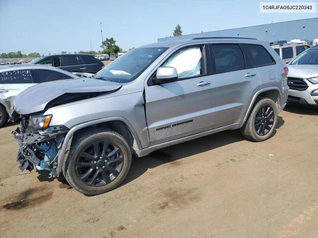 1C4RJFAG6JC220343 2018 Jeep Grand Cherokee Laredo