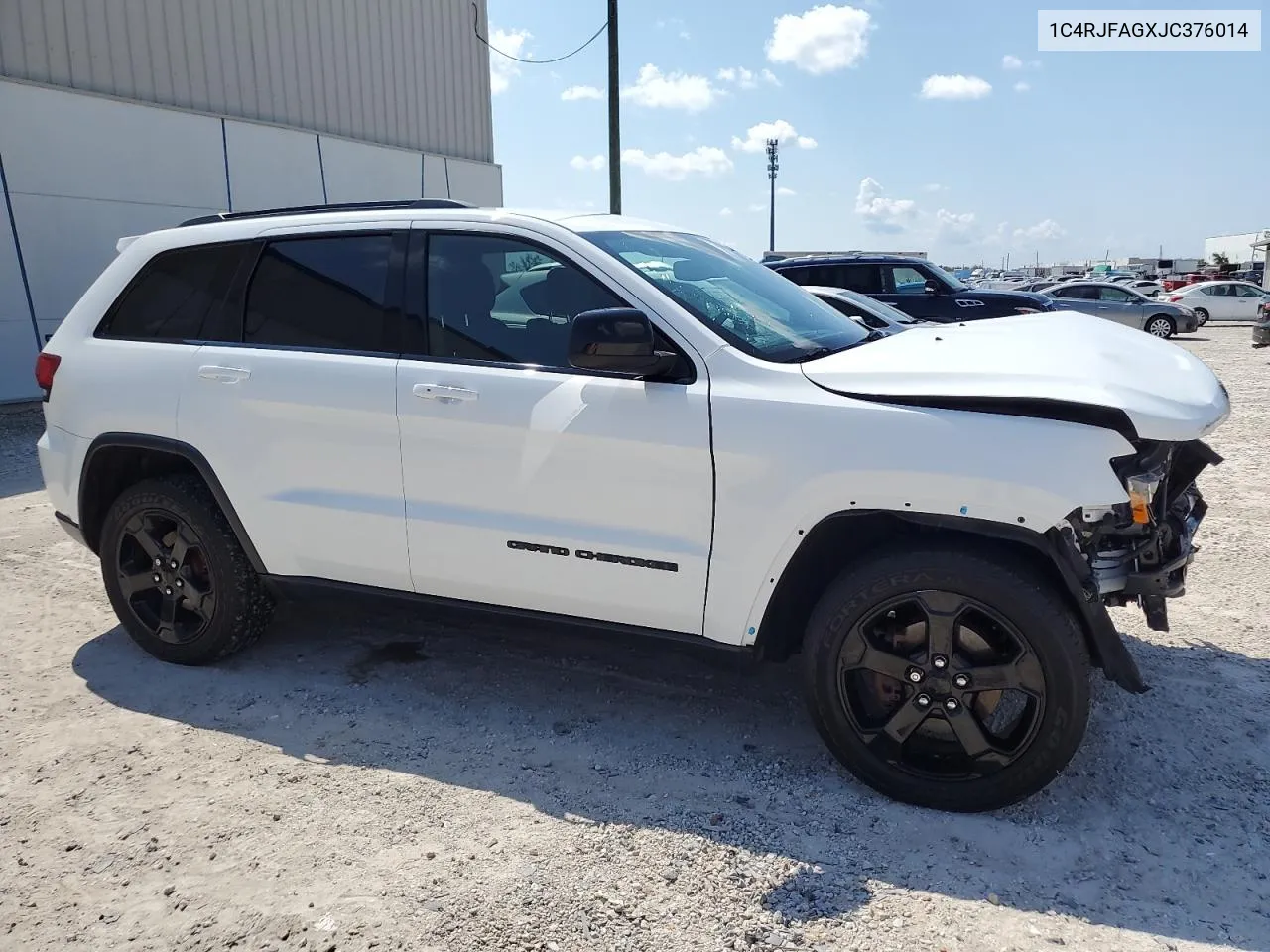 1C4RJFAGXJC376014 2018 Jeep Grand Cherokee Laredo