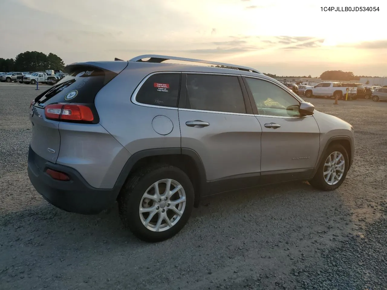 2018 Jeep Cherokee Latitude Plus VIN: 1C4PJLLB0JD534054 Lot: 72328374