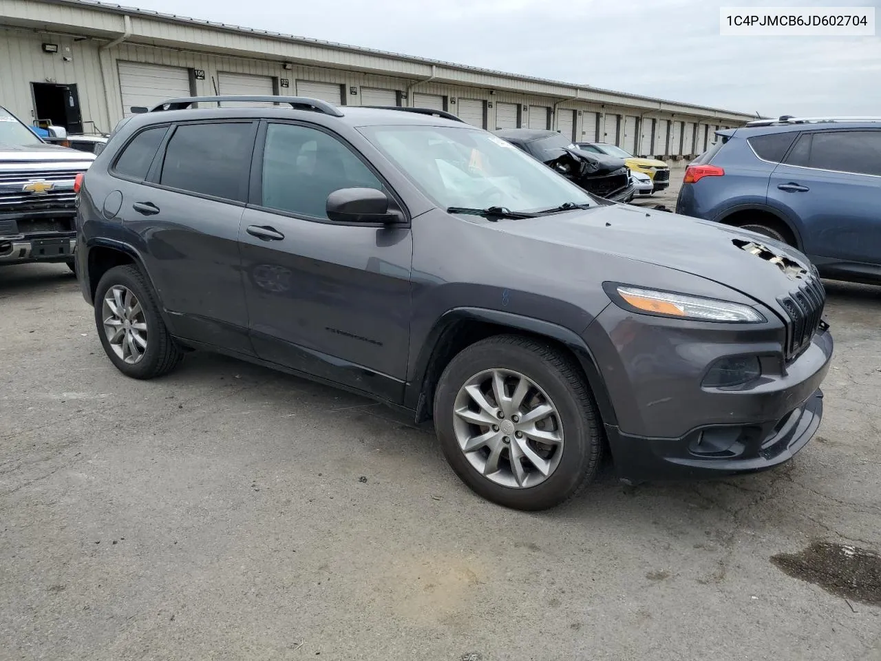 2018 Jeep Cherokee Latitude VIN: 1C4PJMCB6JD602704 Lot: 72440374