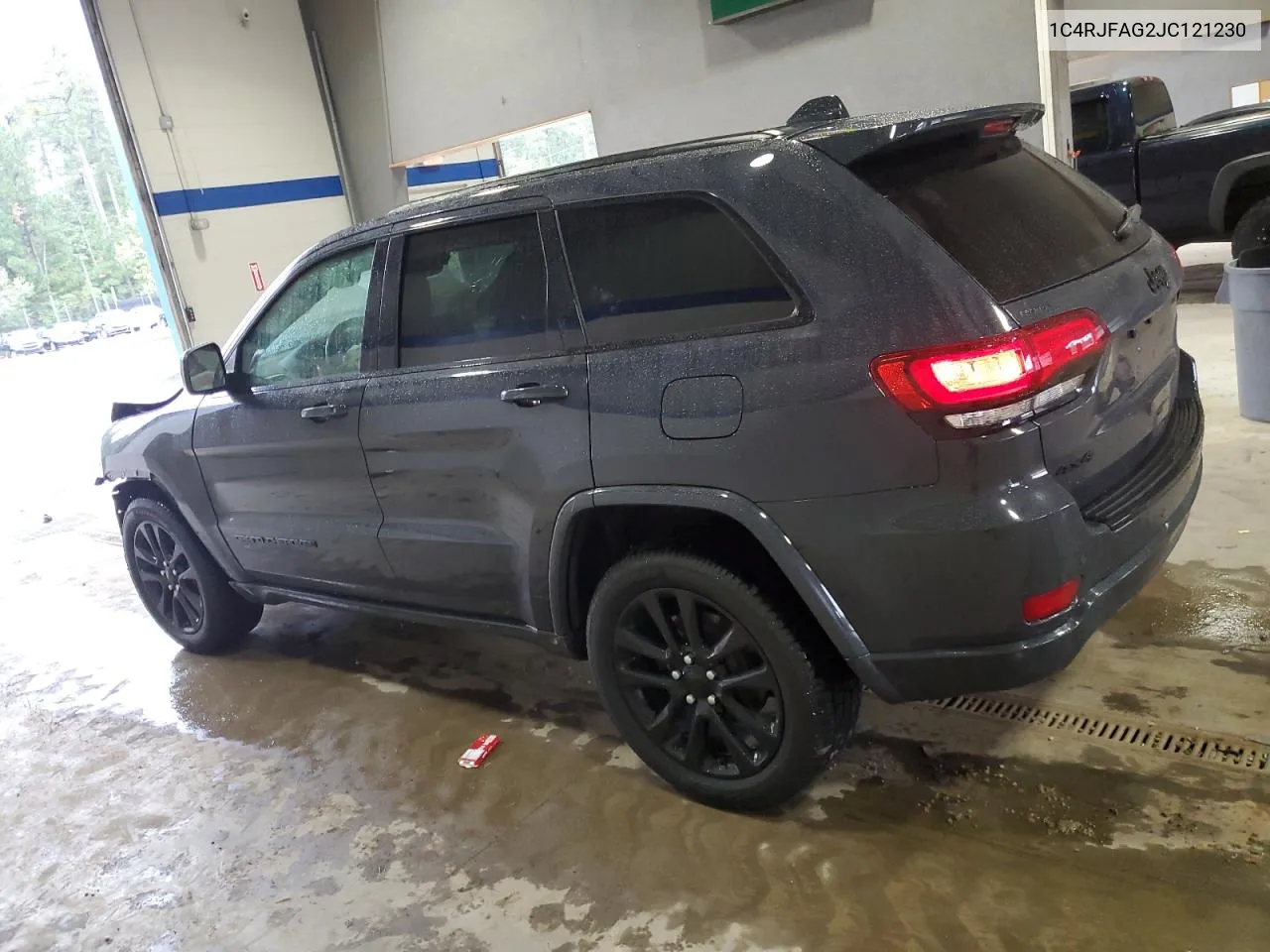 2018 Jeep Grand Cherokee Laredo VIN: 1C4RJFAG2JC121230 Lot: 72675494