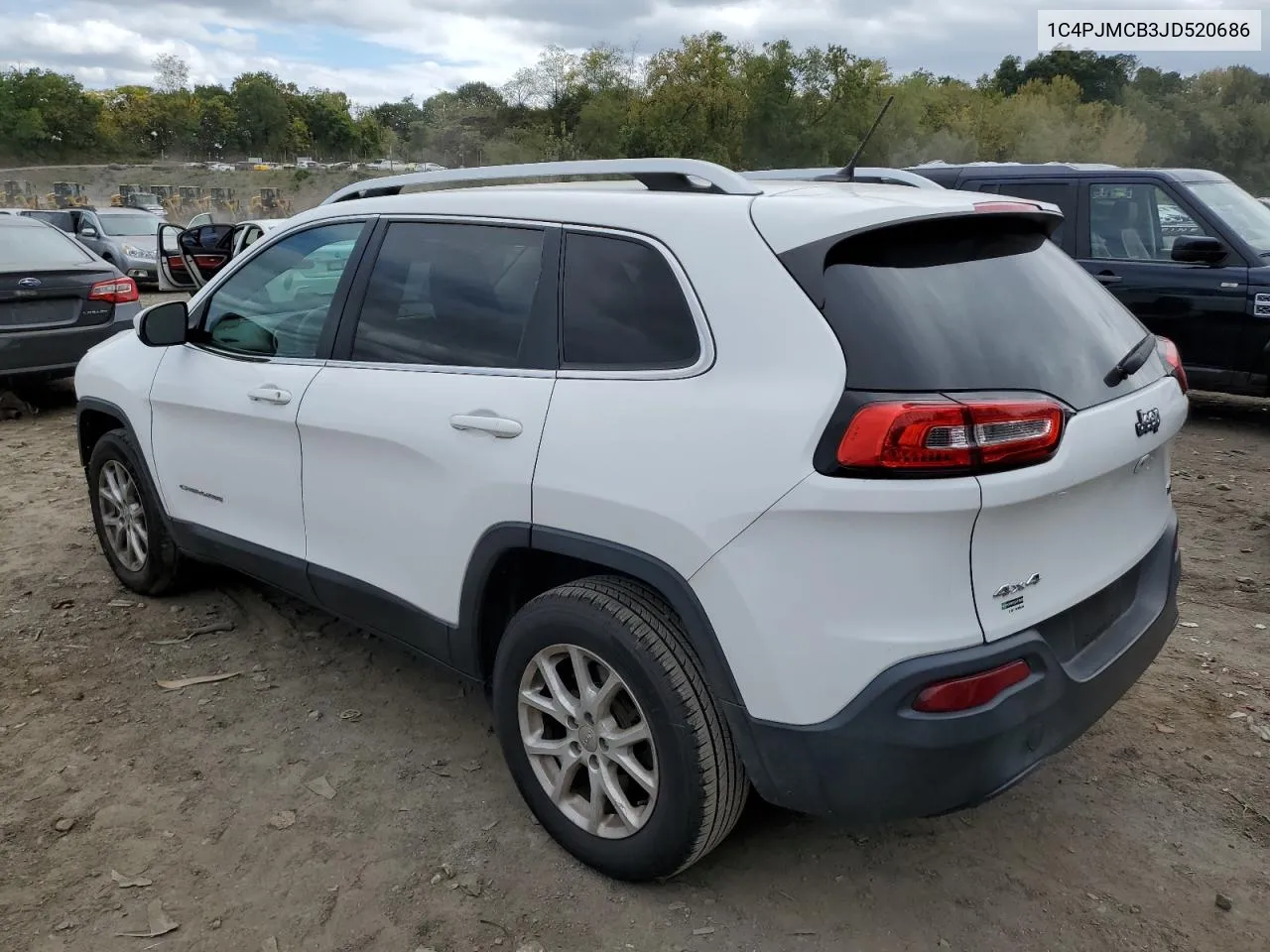 2018 Jeep Cherokee Latitude VIN: 1C4PJMCB3JD520686 Lot: 73319594