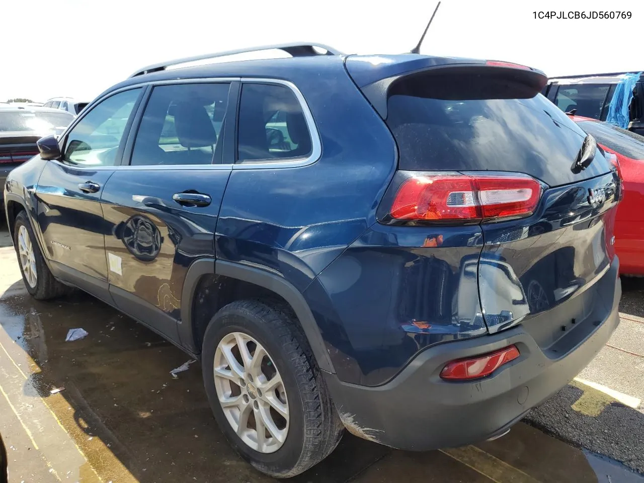 1C4PJLCB6JD560769 2018 Jeep Cherokee Latitude