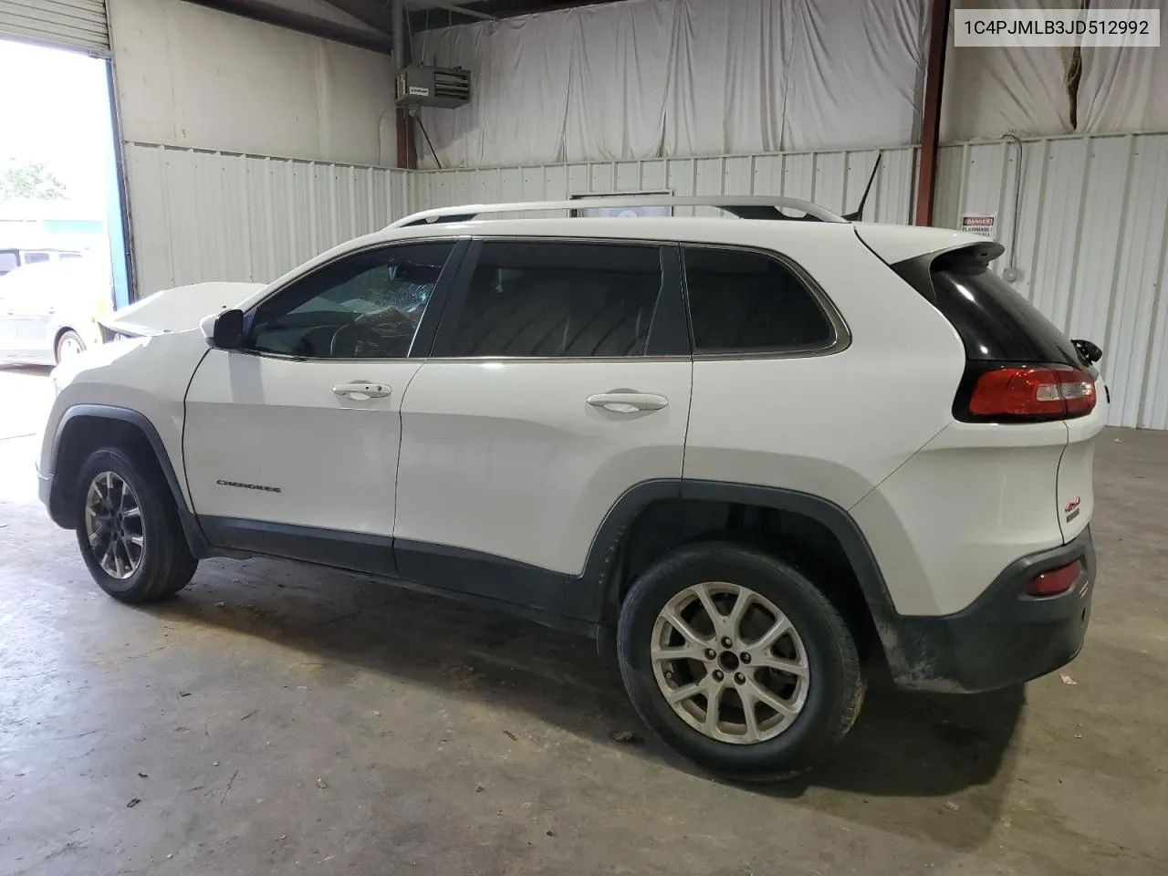 2018 Jeep Cherokee Latitude Plus VIN: 1C4PJMLB3JD512992 Lot: 74821174