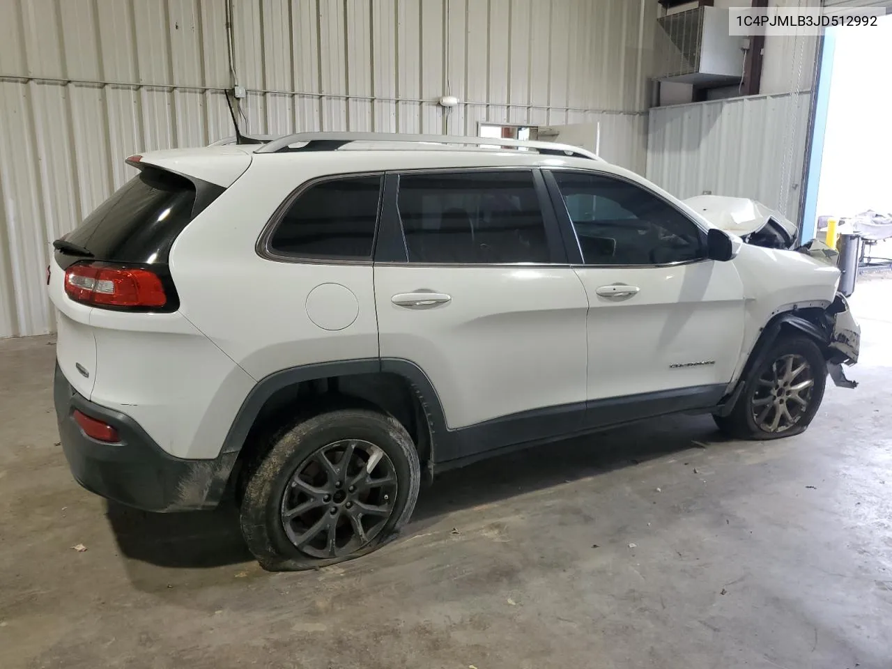 1C4PJMLB3JD512992 2018 Jeep Cherokee Latitude Plus