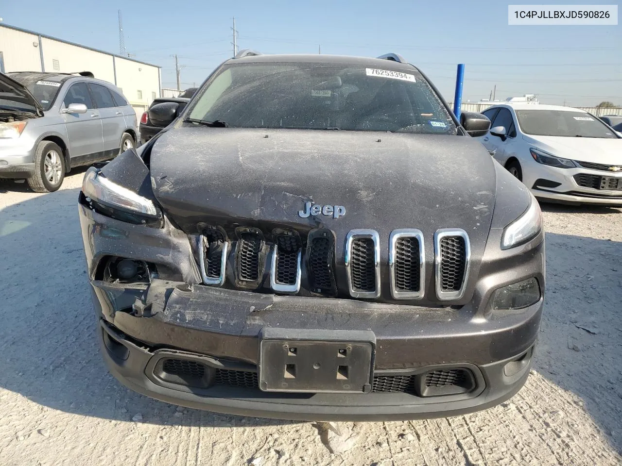 2018 Jeep Cherokee Latitude Plus VIN: 1C4PJLLBXJD590826 Lot: 76253394