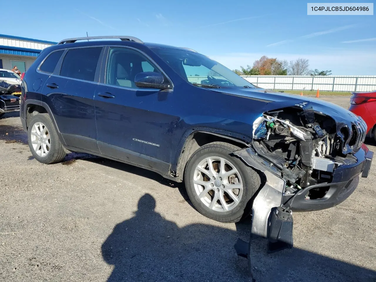 2018 Jeep Cherokee Latitude VIN: 1C4PJLCB5JD604986 Lot: 76278574